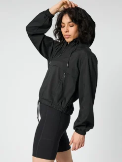 Clearance EASEDK01 Girlfriend Collective Allie Hooded Windbreaker - Black
