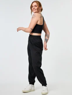 Clearance EASEDK01 Girlfriend Collective Dylan Crop Bra