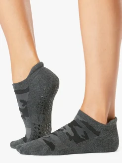Clearance YOGAMA02 Tavi Noir Savvy Grip Socks - Hidden