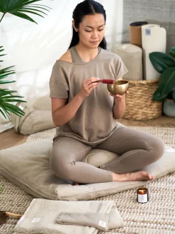 Discount Yogamatters Hemp Meditation Kit Natural