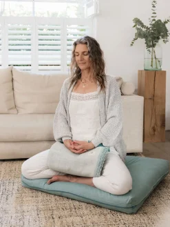 Discount LOYALE01 Yogamatters Organic Cotton Chambray Yoga Blanket
